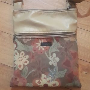 Crossbody bag